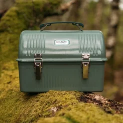 Lunchbox Stanley The Legendary Classic Hammertone Green 9,5L 12 Lunchbox Stanley The Legendary Classic Hammertone Green 9,5L -Outdoor Supply-NL 6 6939236321754 4