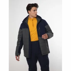 Ski Jas Protest Men Mount 21 Snowjacket Huntergreen 15 Ski Jas Protest Men Mount 21 Snowjacket Huntergreen -Outdoor Supply-NL 6711212 672 model front half 02