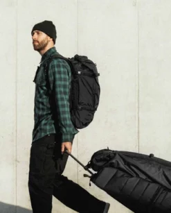 Ski Rugzak Db Snow Pro Backpack 32L Black Out -Outdoor Supply-NL 707131360077812 snow20pro20backpack2032l20black20out03