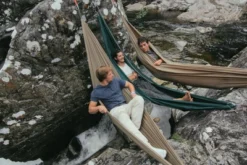 Hangmat Ticket To The Moon Compact Dark Green -Outdoor Supply-NL 727670916584tickettothemooncompactlifestyle2 500px