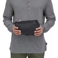 Jas Patagonia Men Down Sweater Hoody Black 13 Jas Patagonia Men Down Sweater Hoody Black -Outdoor Supply-NL WBF22 84702 BLK SOSTUFF